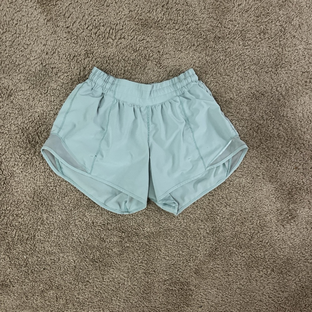 Lululemon hotty hots size 4
